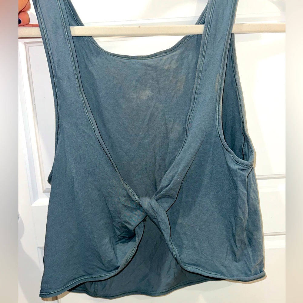 Lululemon Twist Back top